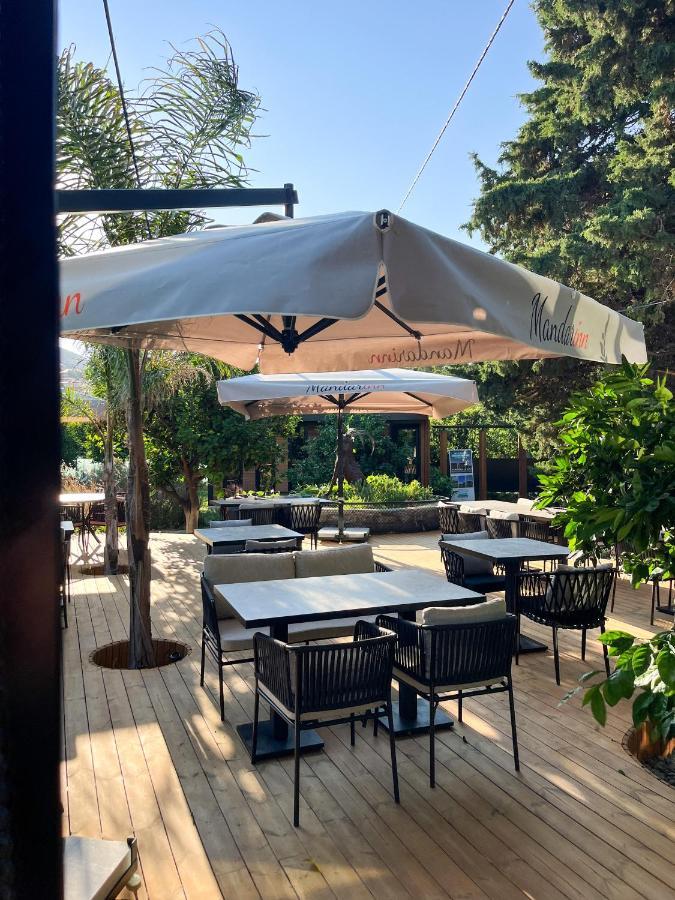 Hotel Tiny Town Kuyucak Karaburun  Esterno foto